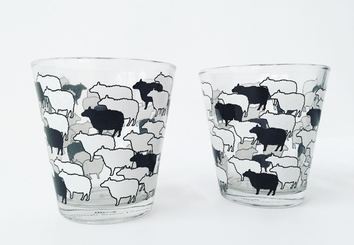 Glass with sheep print for Province Drenthe, The Netherlands